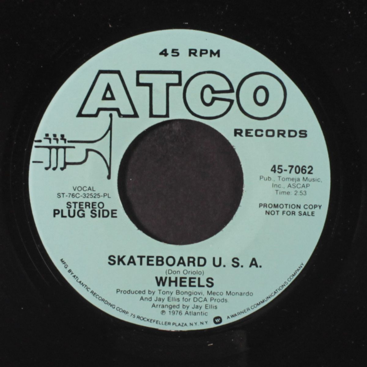 skateboard usa / same by WHEELS