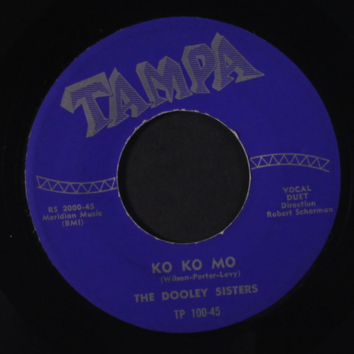 ko ko mo / heart throb by DOOLEY SISTERS