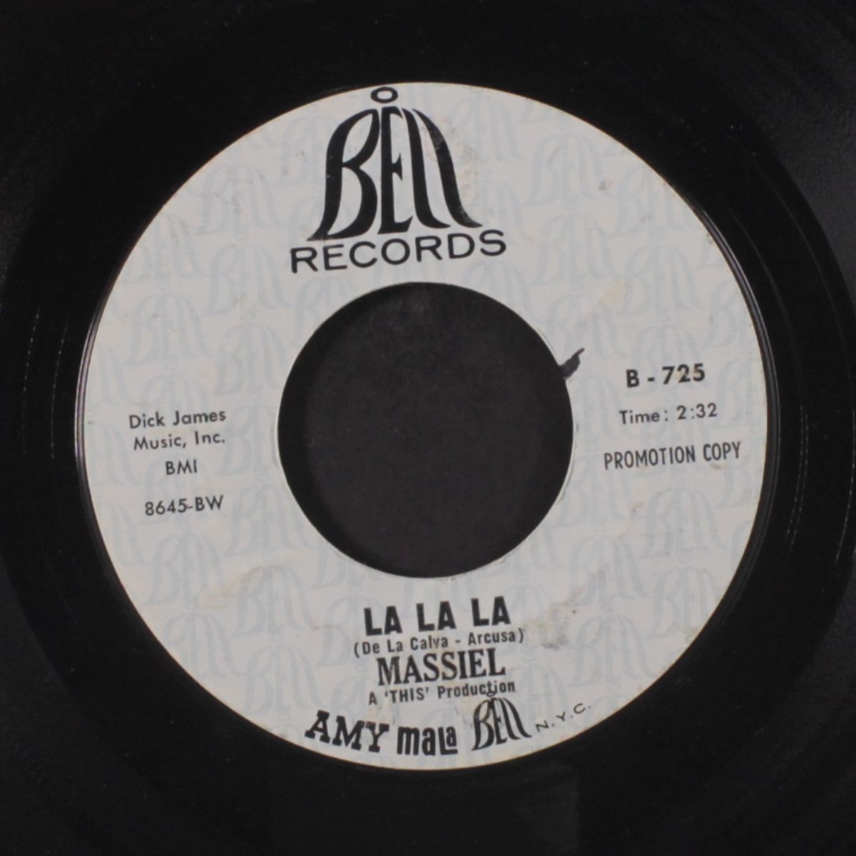 la la la / he gives me love by MASSIEL