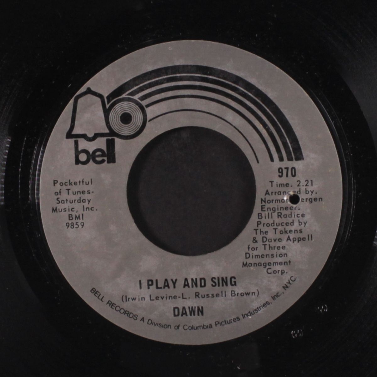 i play and sing / get out from where we are by DAWN