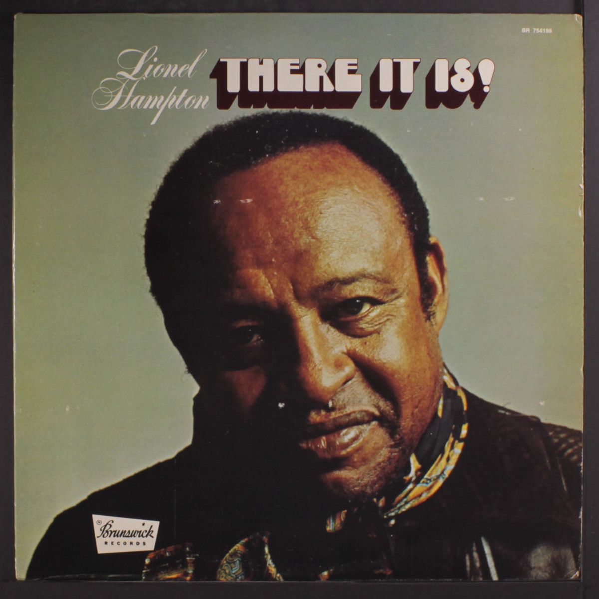 there it is! by LIONEL HAMPTON