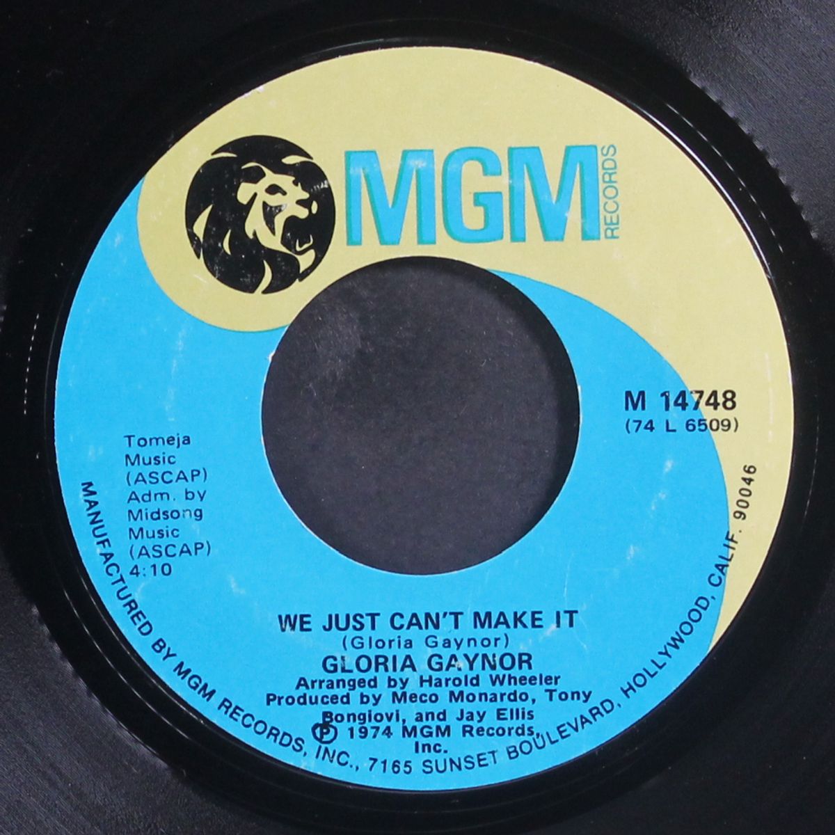 never can say goodbye / we just can't make it by GLORIA GAYNOR