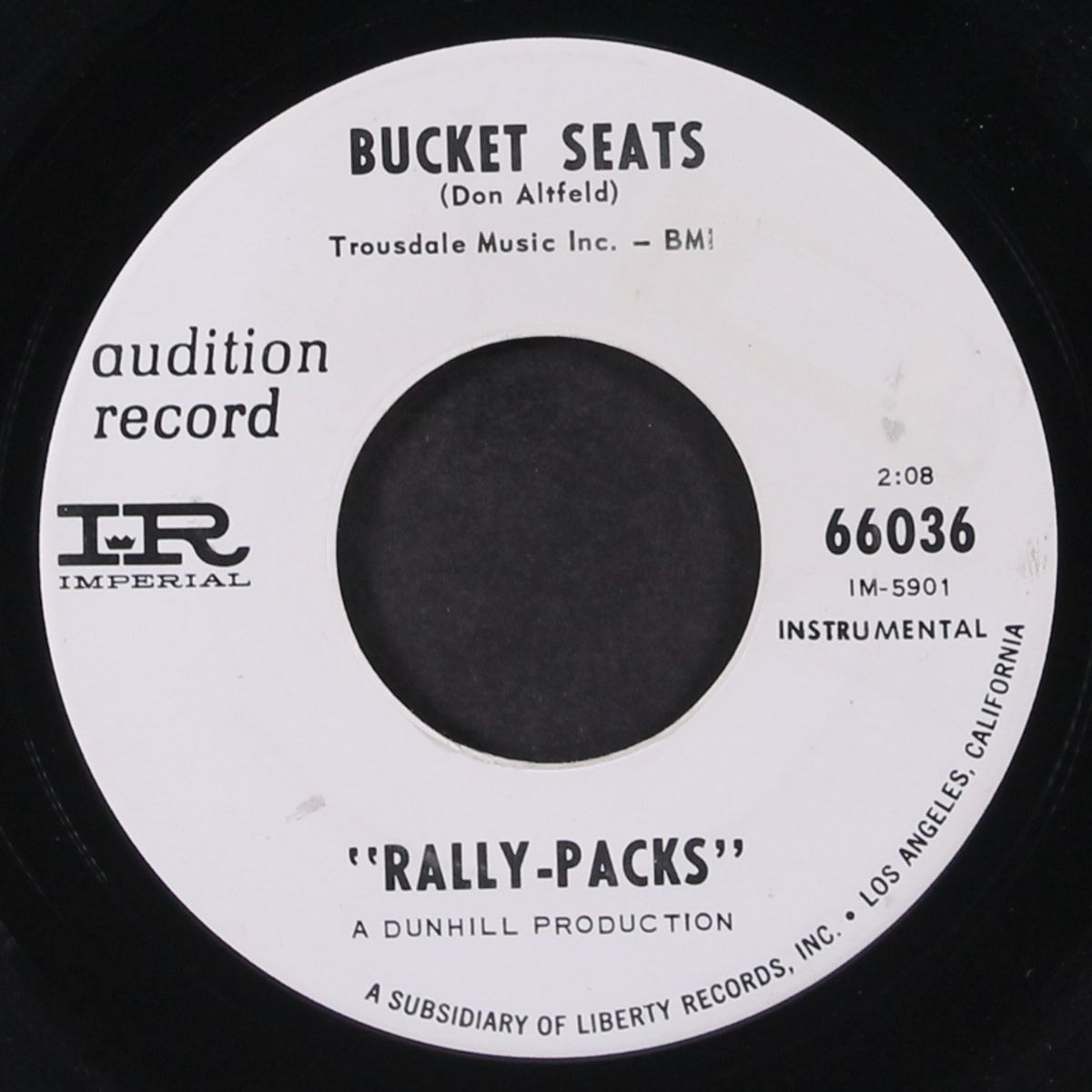 move out, little mustang / bucket seats by RALLY-PACKS