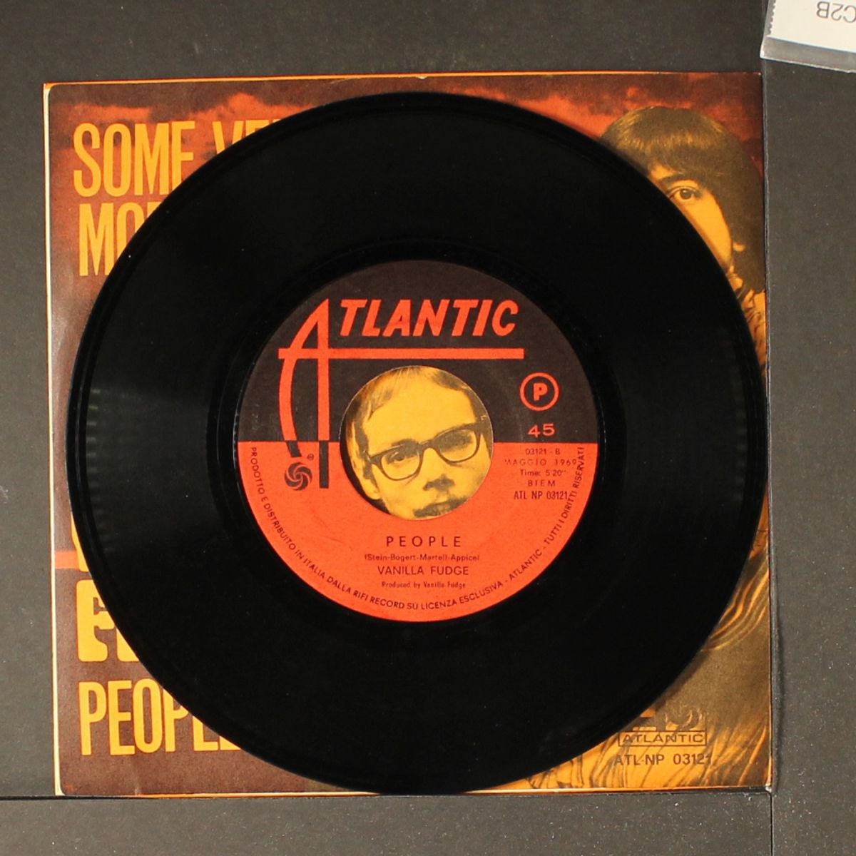 some velvet morning / people by VANILLA FUDGE