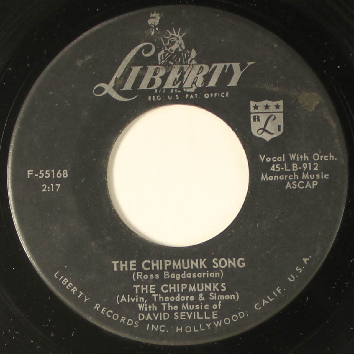the chipmunk song by CHIPMUNKS