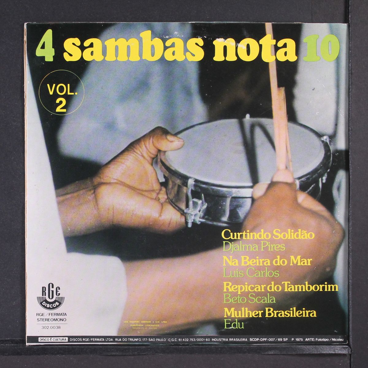 4 sambas nota 10, vol. 2 by VARIOUS