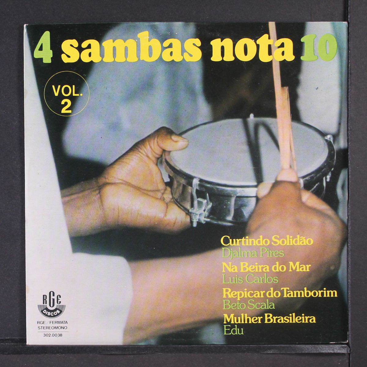 4 sambas nota 10, vol. 2 by VARIOUS
