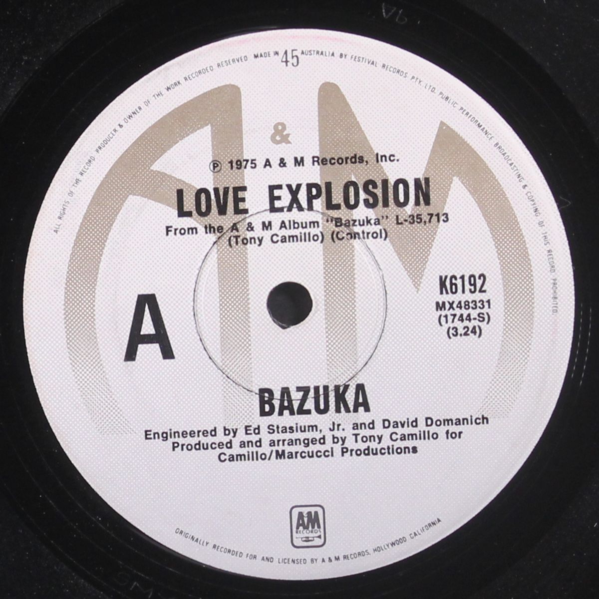 love explosion by BAZUKA