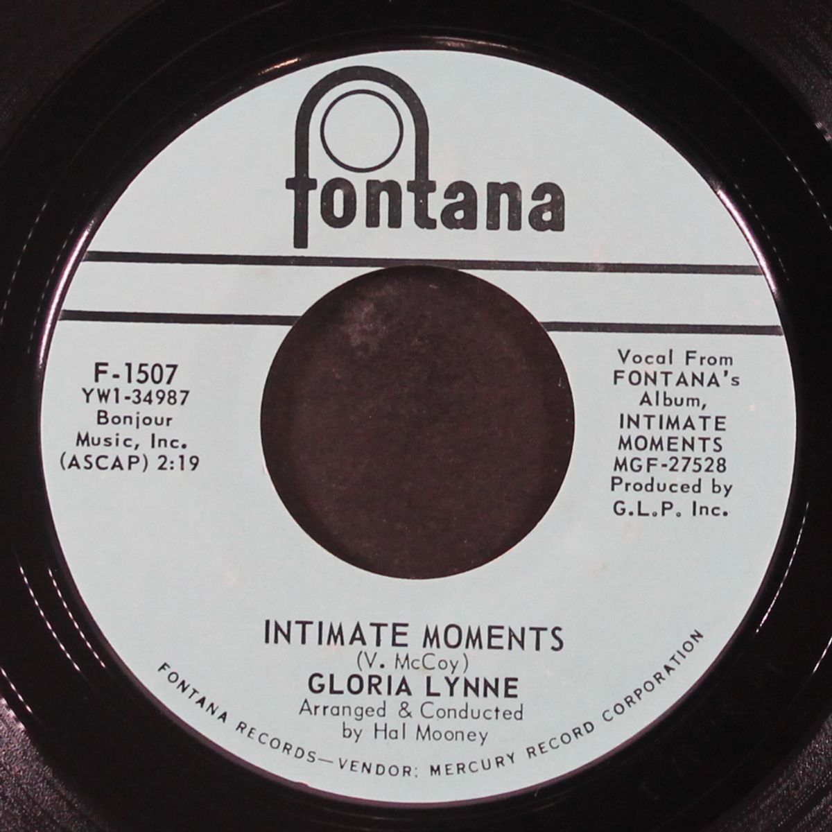 intimate moments / the touch of your lips by GLORIA LYNNE