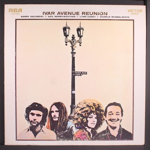 IVAR AVENUE REUNION