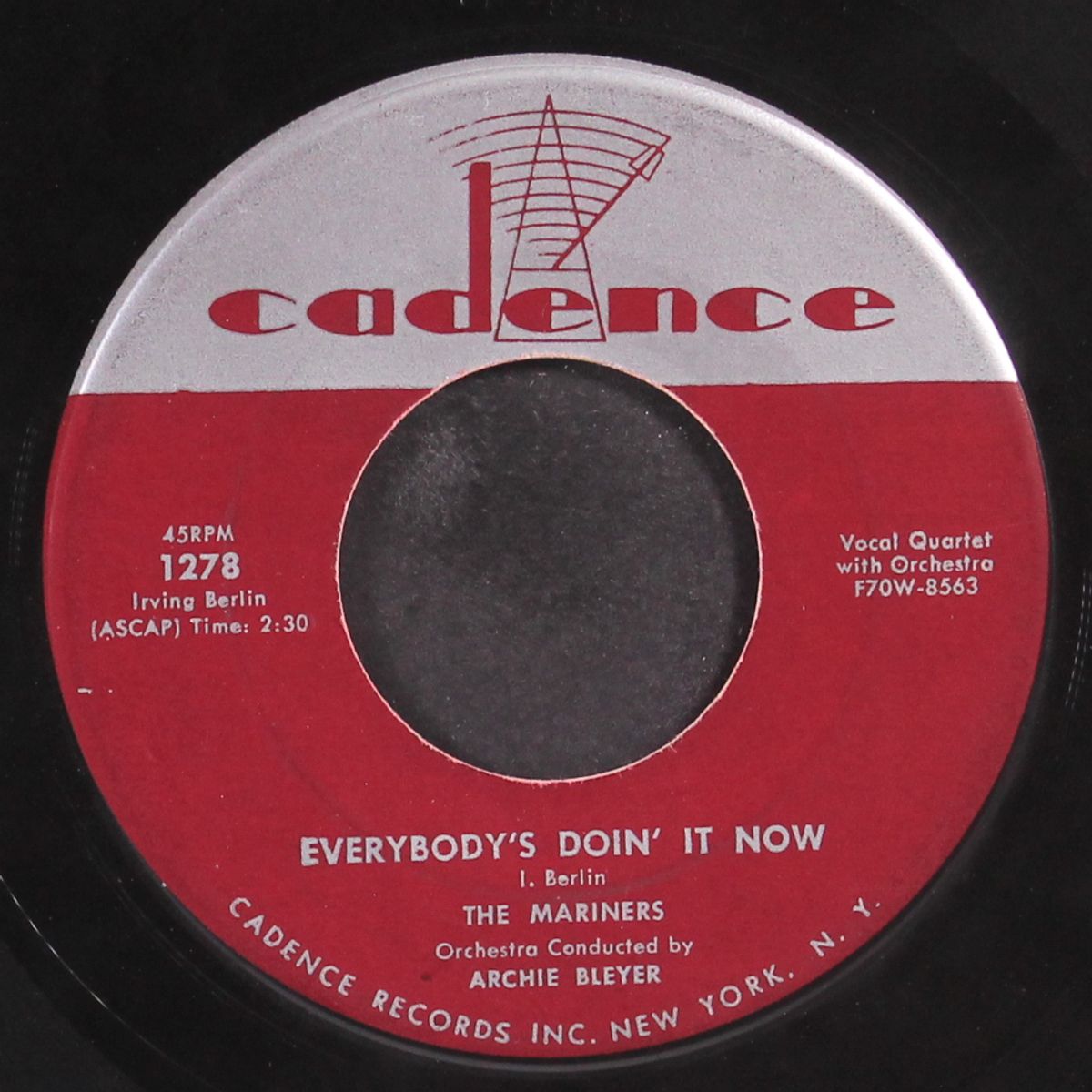 zindy lou / everybody's doin' it now by MARINERS