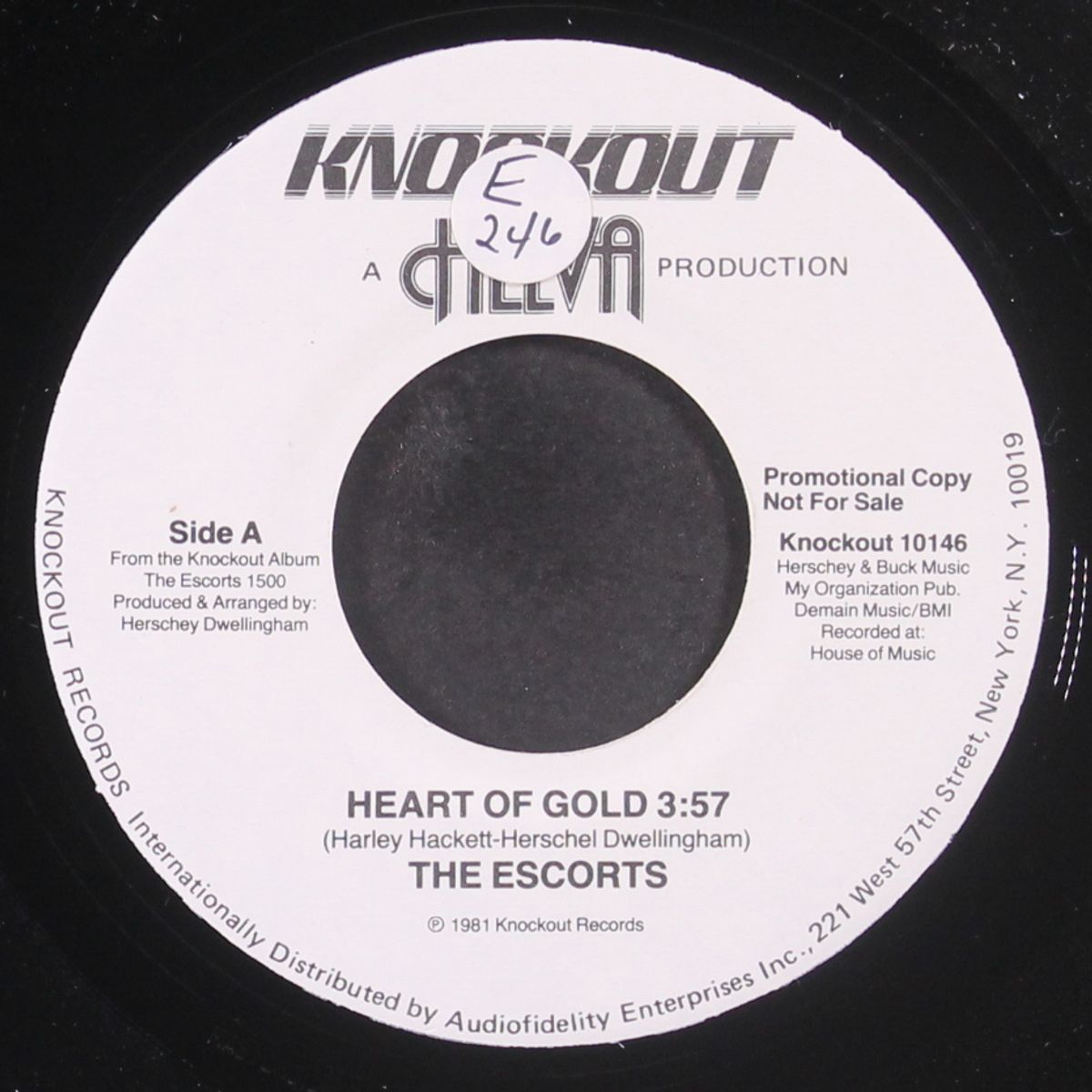 heart of gold / sing a happy song by ESCORTS
