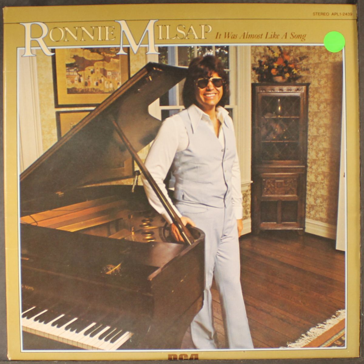 it was almost like a song by RONNIE MILSAP