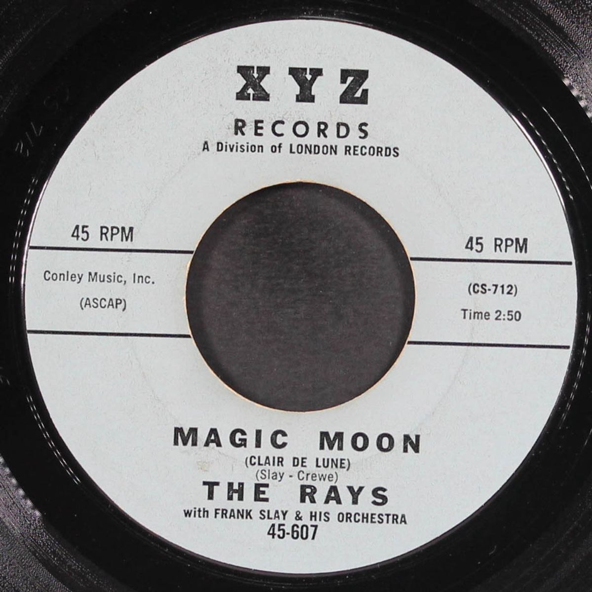 magic moon / louie hoo hoo by RAYS