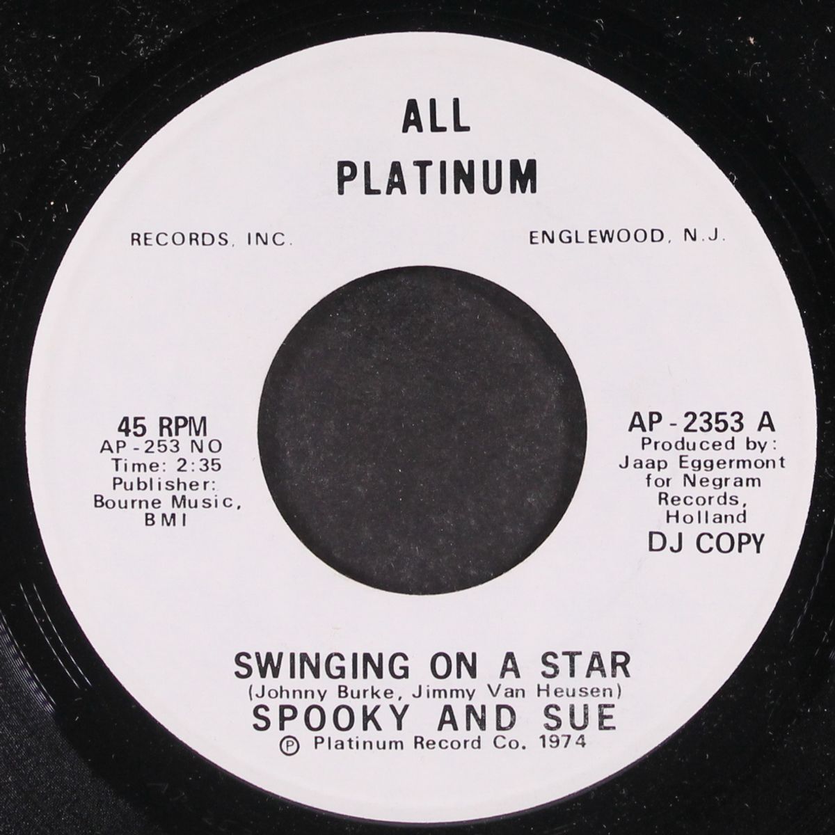 swinging on a star / same by SPOOKY & SUE