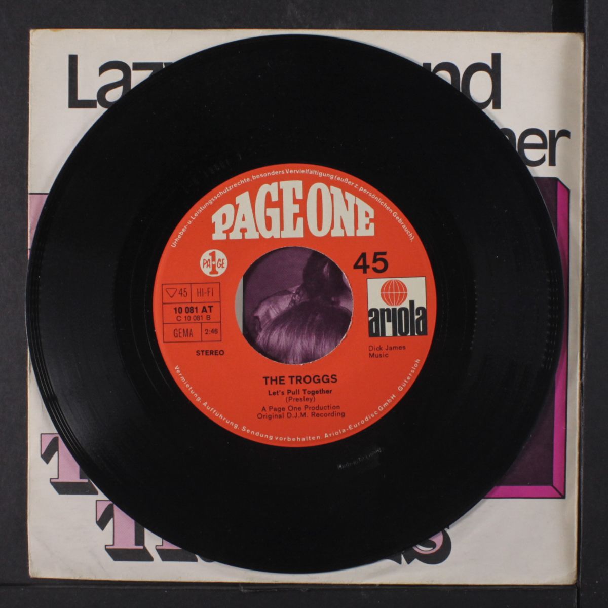 lazy weekend / let's pull together by TROGGS