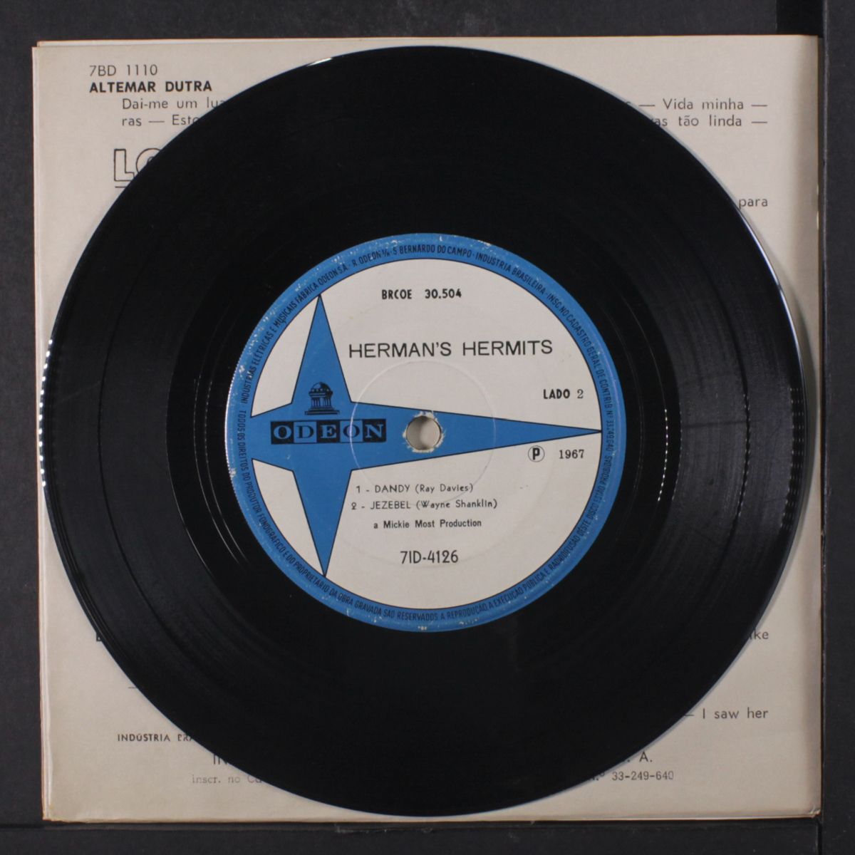 museum + 3 by HERMAN'S HERMITS