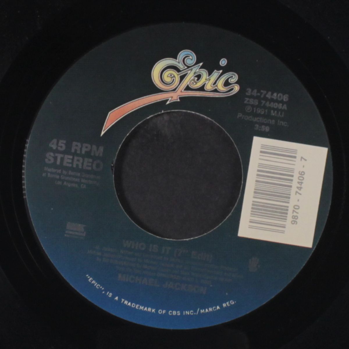 who is it / wanna be startin' something by MICHAEL JACKSON