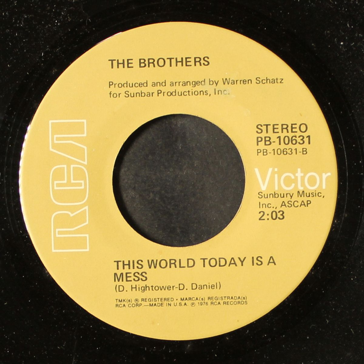 this world today is a mess / voce abusou by BROTHERS