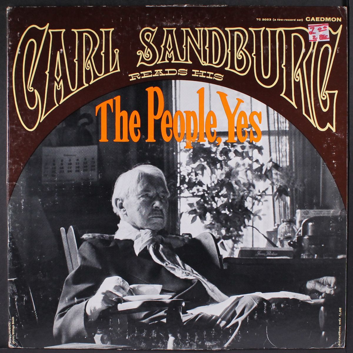 reads his the people, yes by CARL SANDBURG