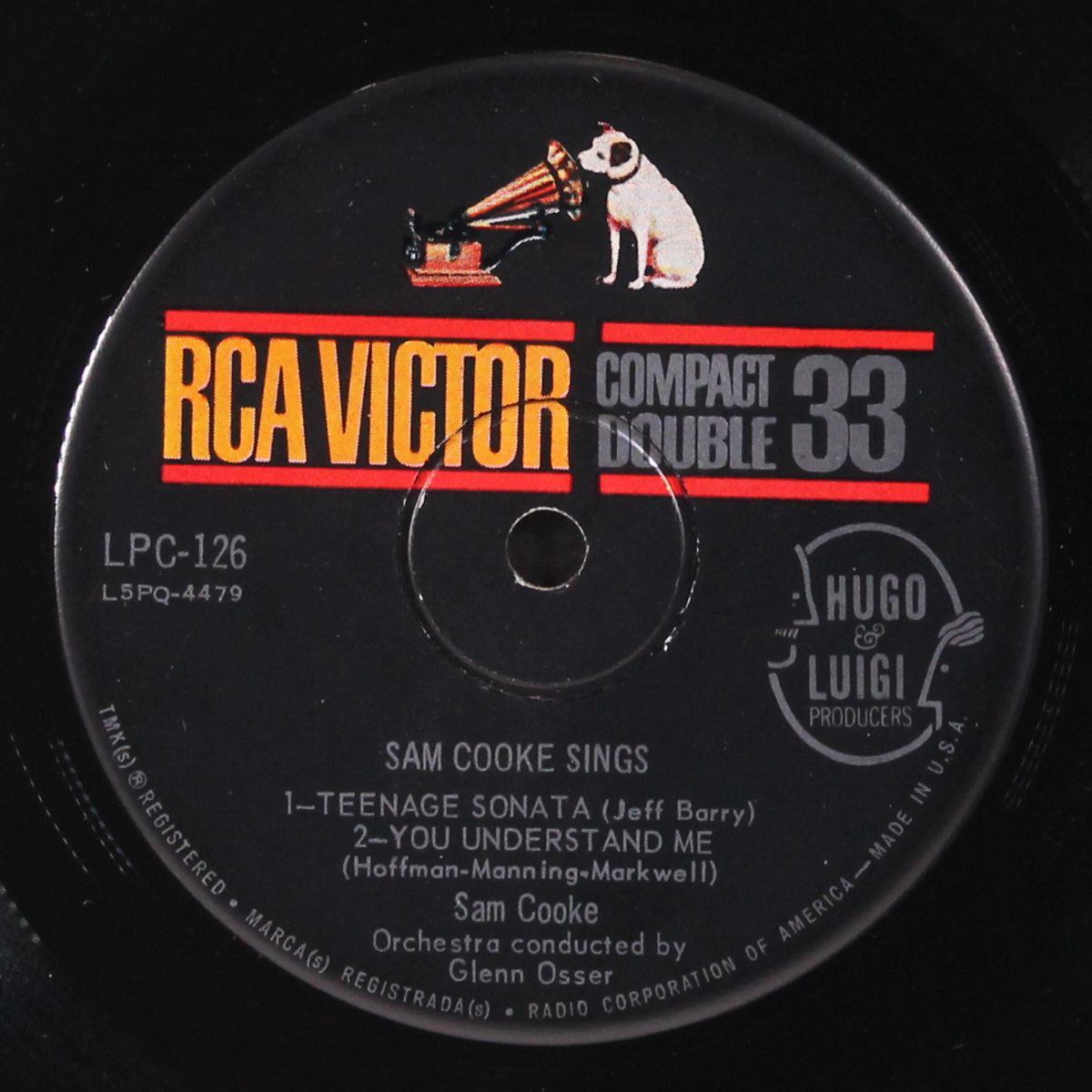 sings by SAM COOKE