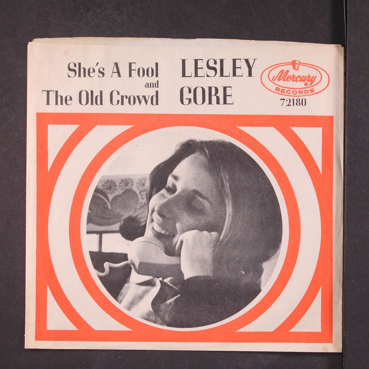 she's a fool / the old crowd by LESLEY GORE