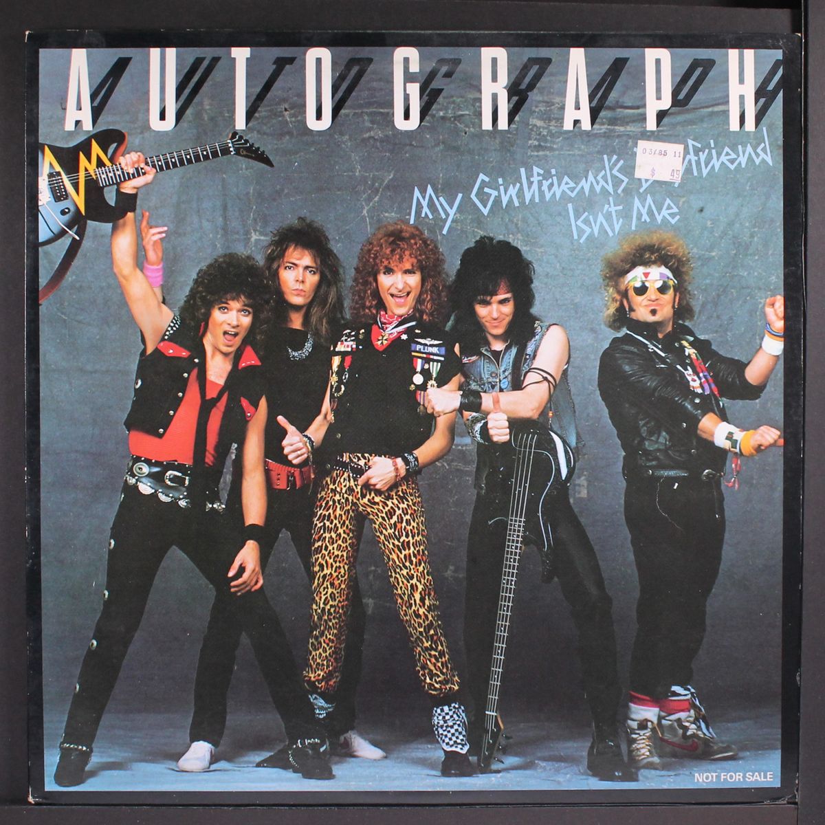 my girlfriend's boyfriend isn't me / same by AUTOGRAPH