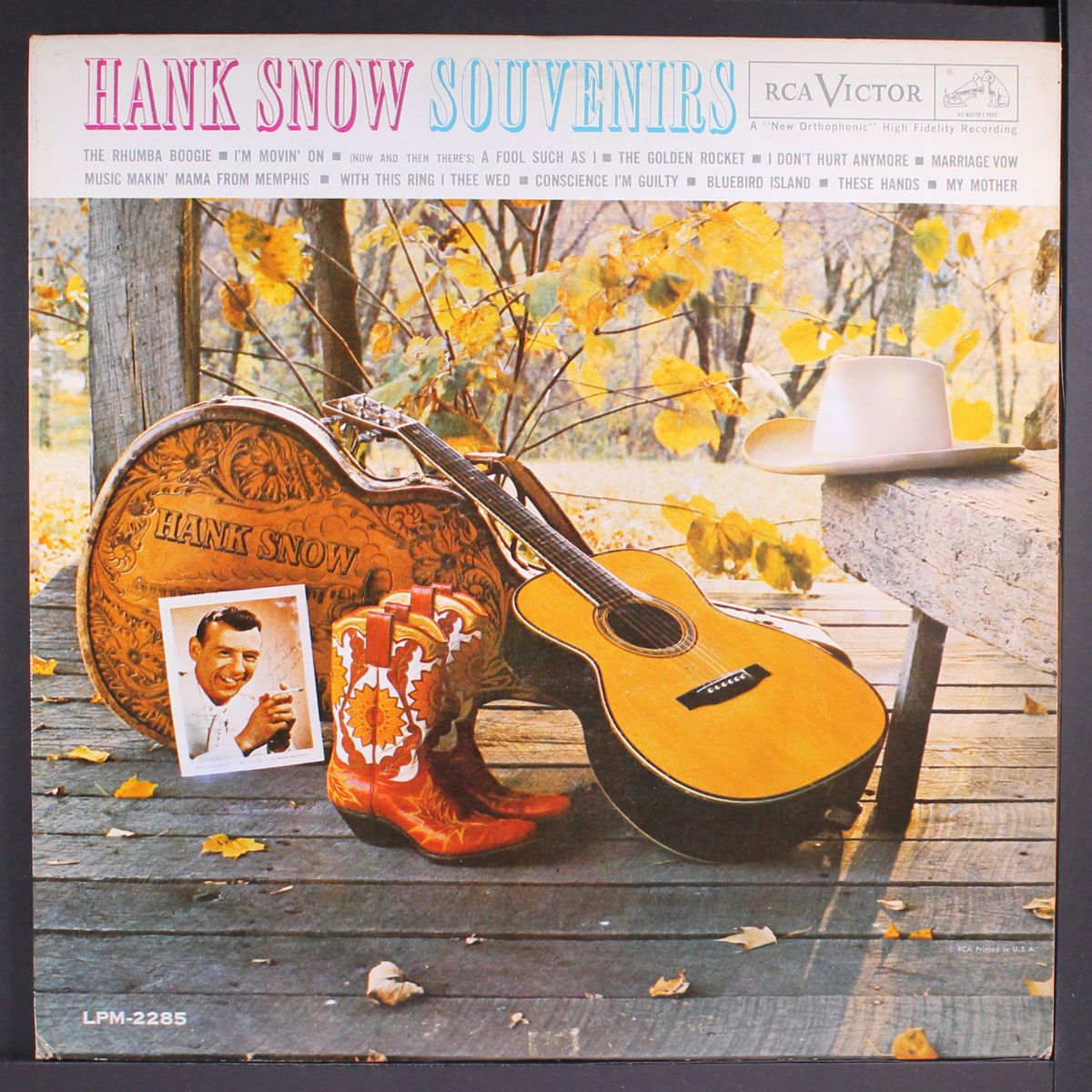 souvenirs by HANK SNOW