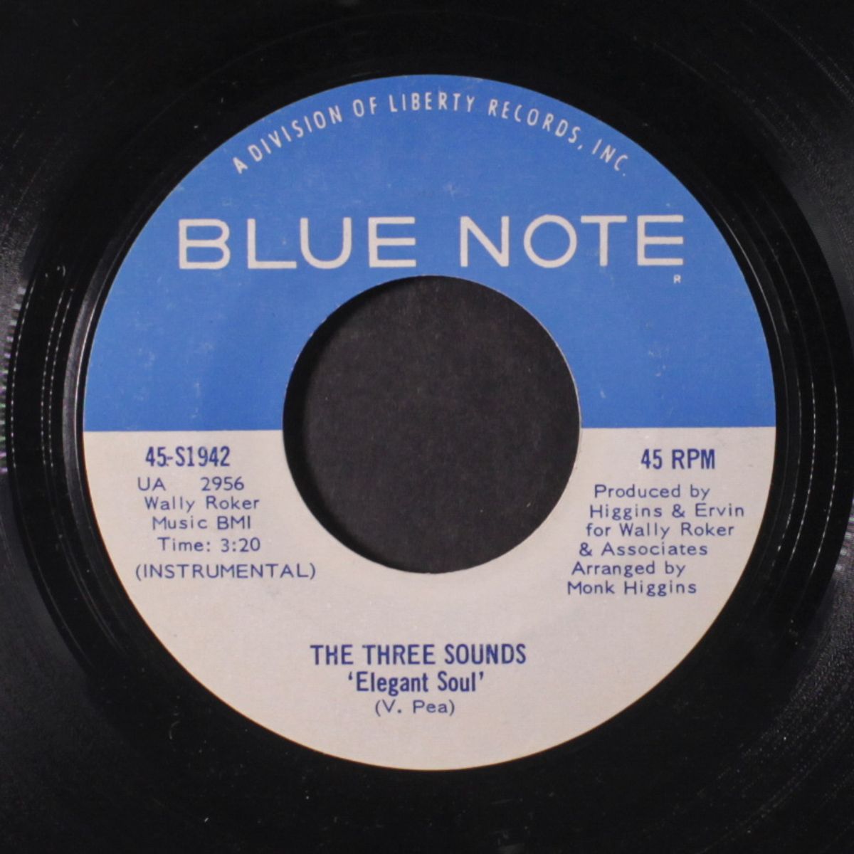 harper valley pta / elegant soul by THREE SOUNDS