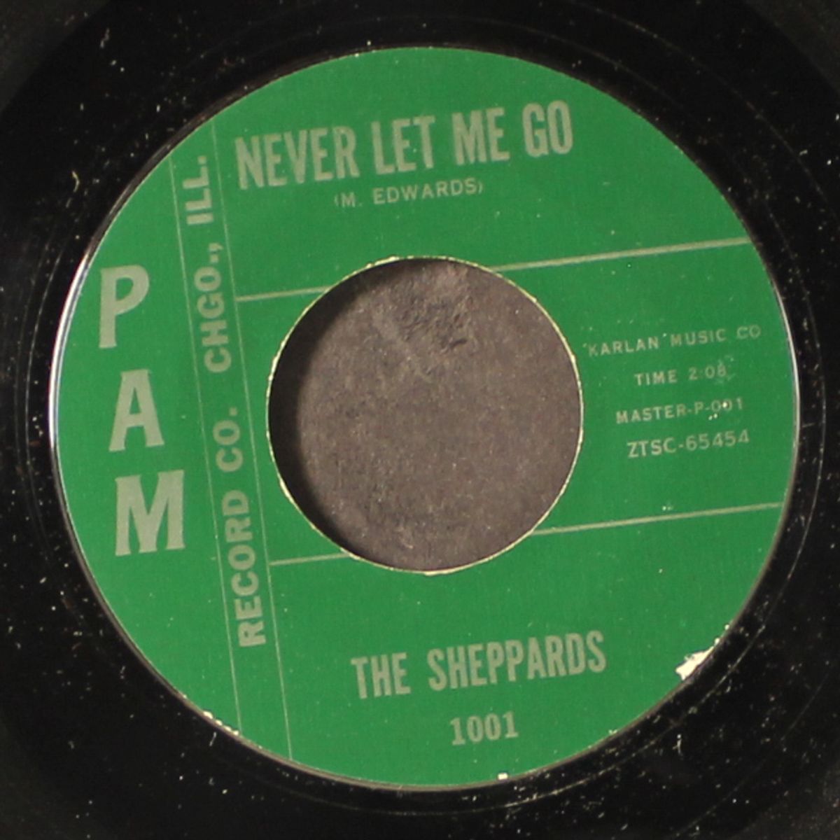 give a hug to me / never let me go by SHEPPARDS