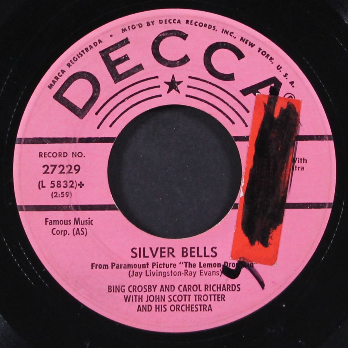 that christmas feeling / silver bells by BING CROSBY