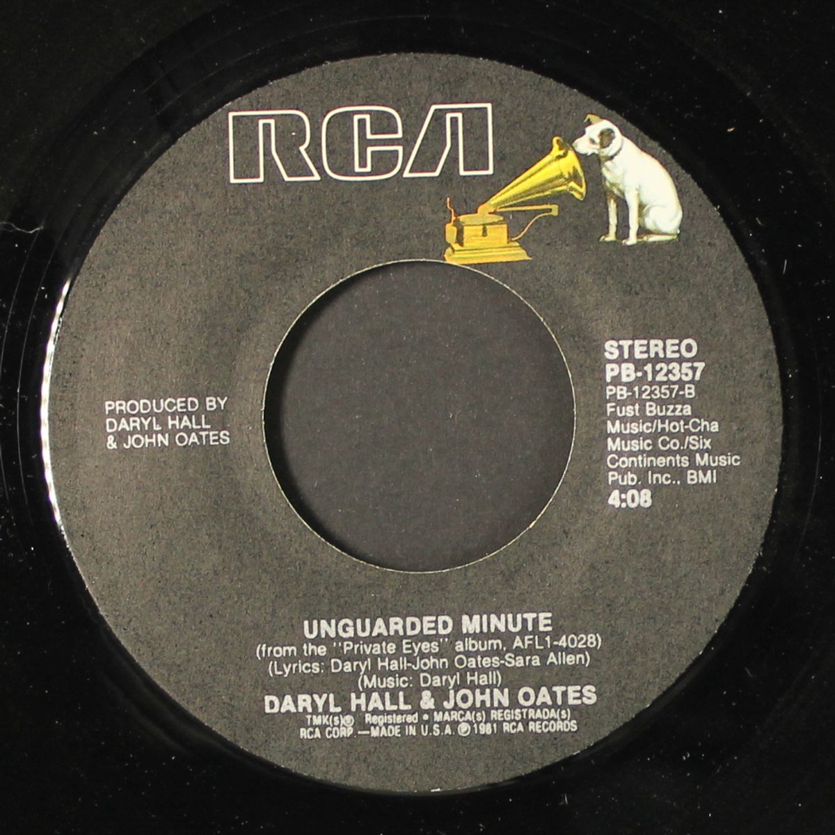 i can't go for that / unguarded minute by DARYL HALL & JOHN OATES