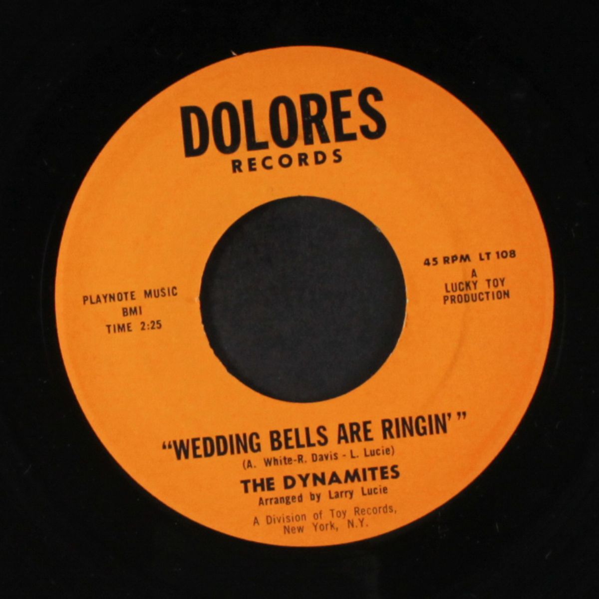 wedding bells are ringin' / don't leave this way by DYNAMITES