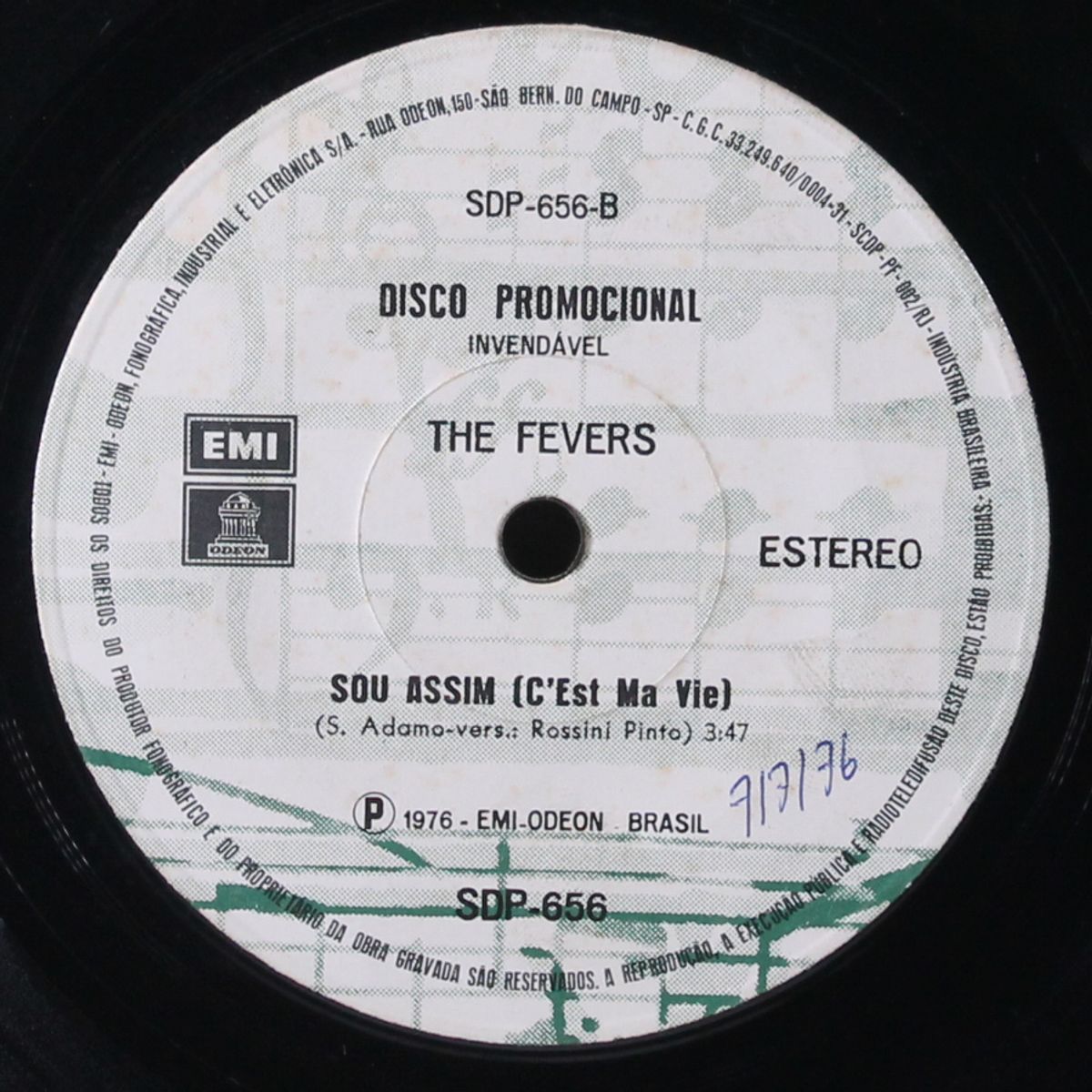 sou assim by FEVERS