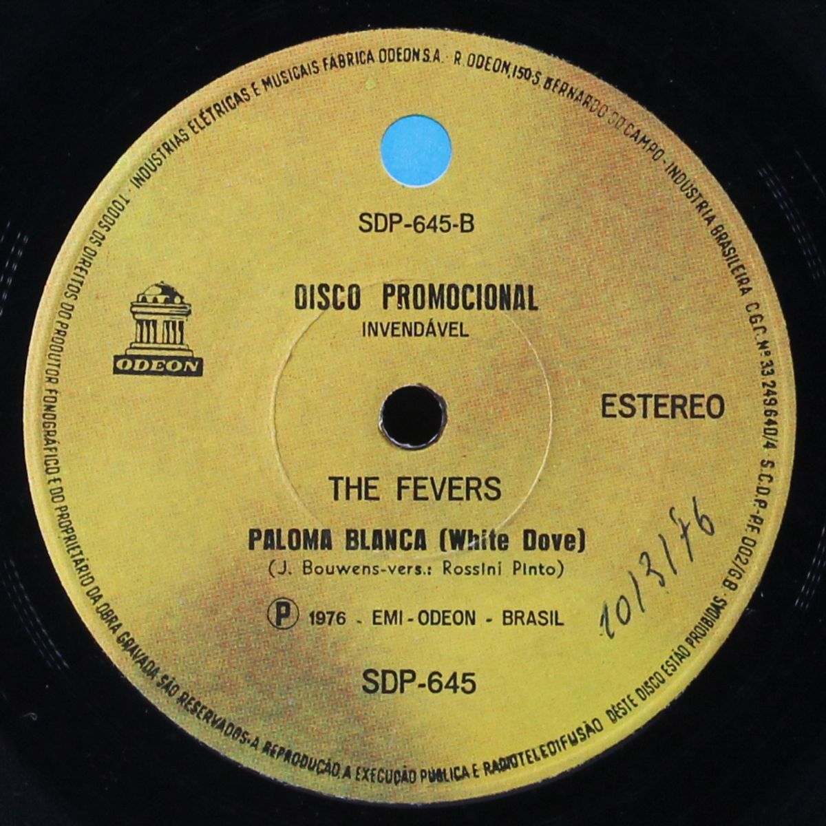 paloma blanca by FEVERS