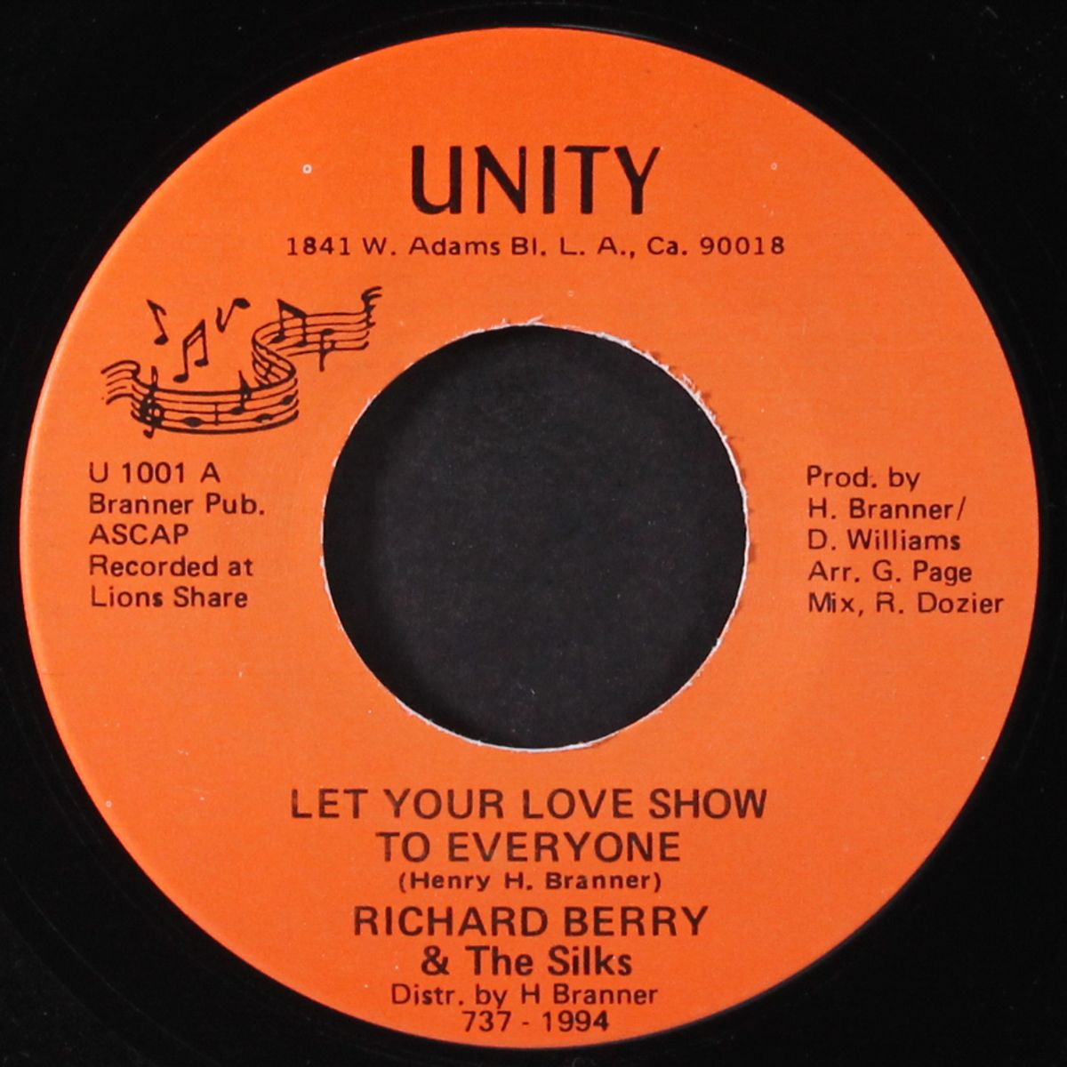 let your love show to everyone / the world needs peace by RICHARD BERRY & SILKS