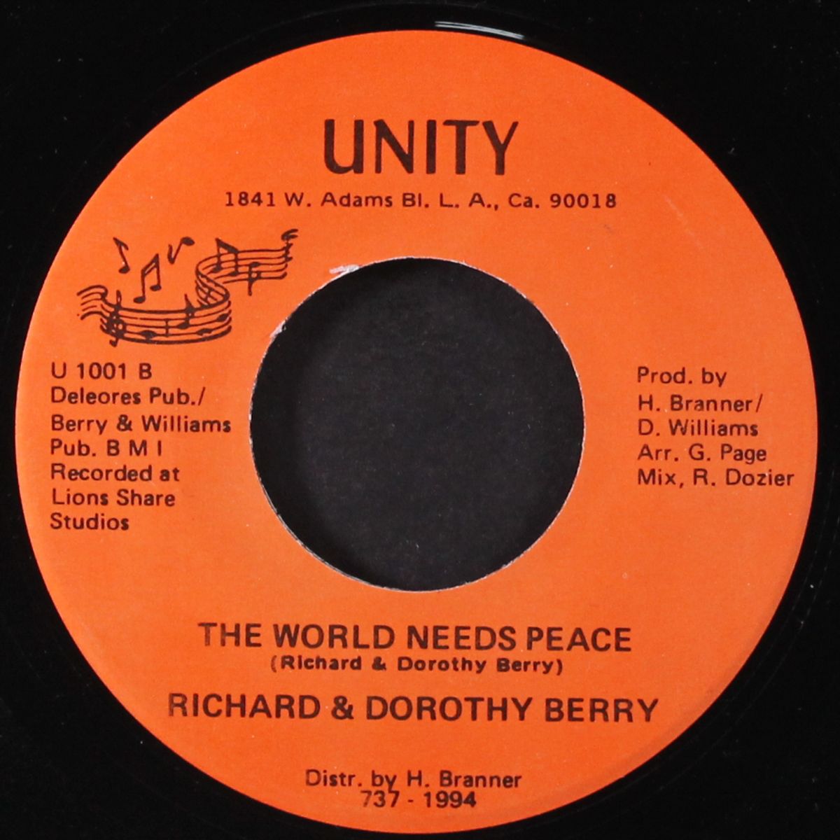 let your love show to everyone / the world needs peace by RICHARD BERRY & SILKS