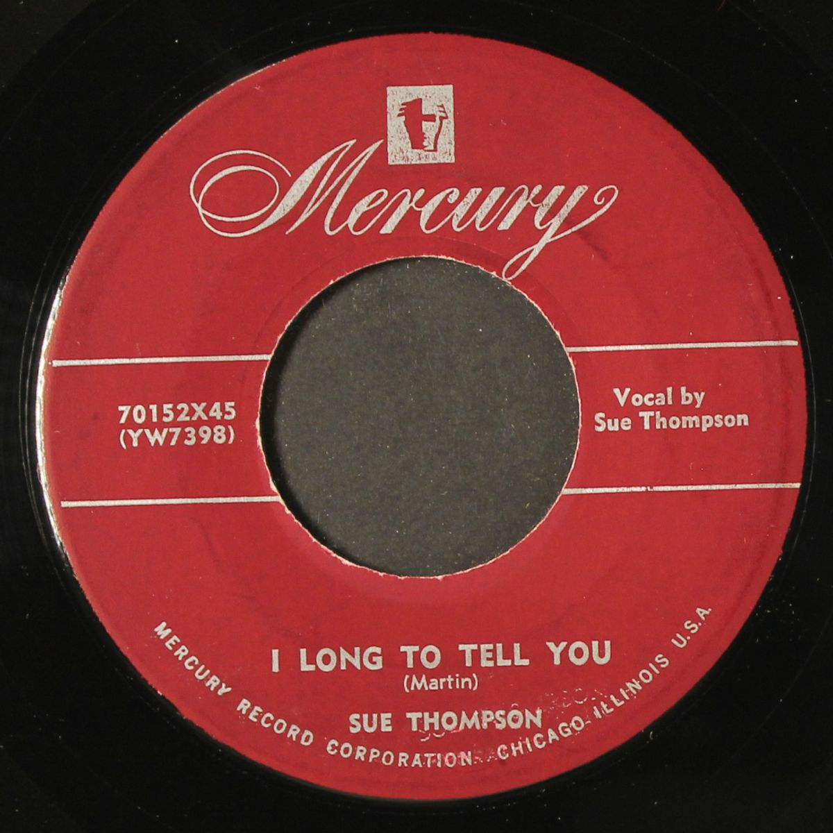 i long to tell you / i'm not that kind of girl by SUE THOMPSON