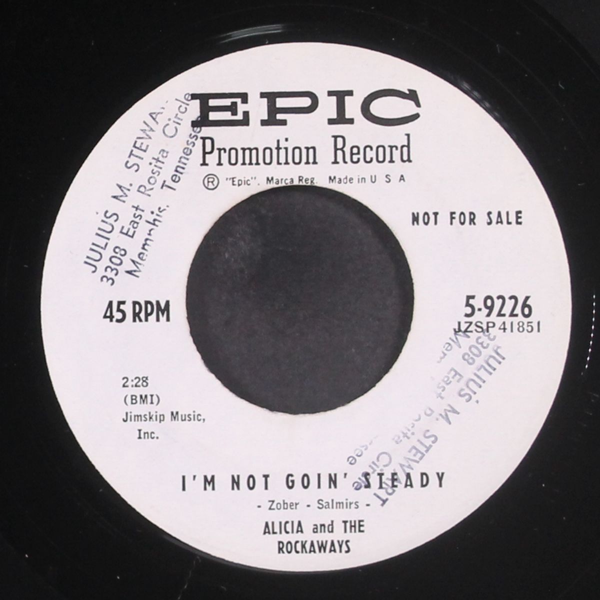 i'm not goin' steady by ALICIA & ROCKAWAYS / KEN DARRELL & ROCKA