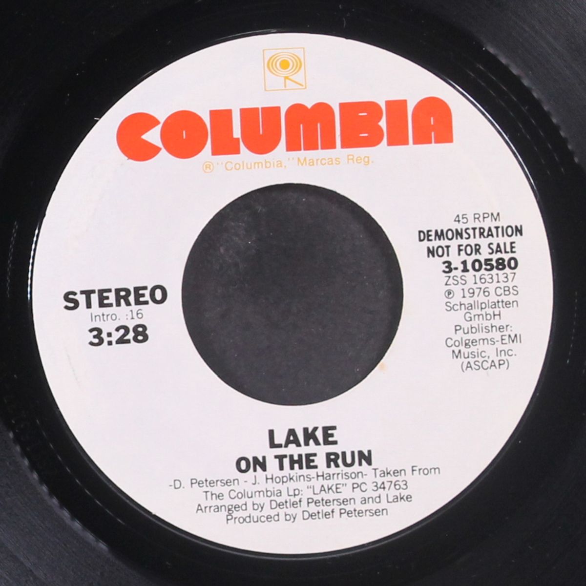 on the run / mono by LAKE