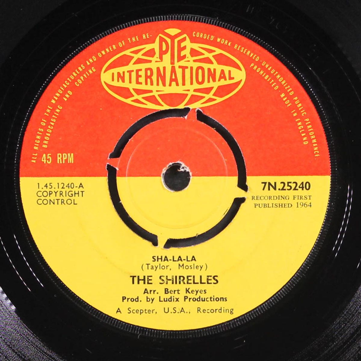 sha-la-la / his lips get in the way by SHIRELLES