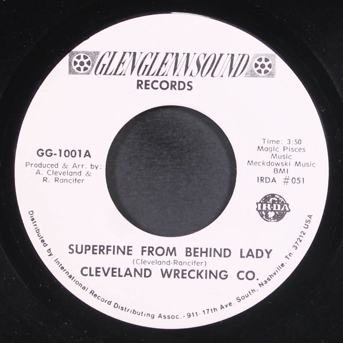 superfine from behind lady / instrumental by CLEVELAND WRECKING CO.