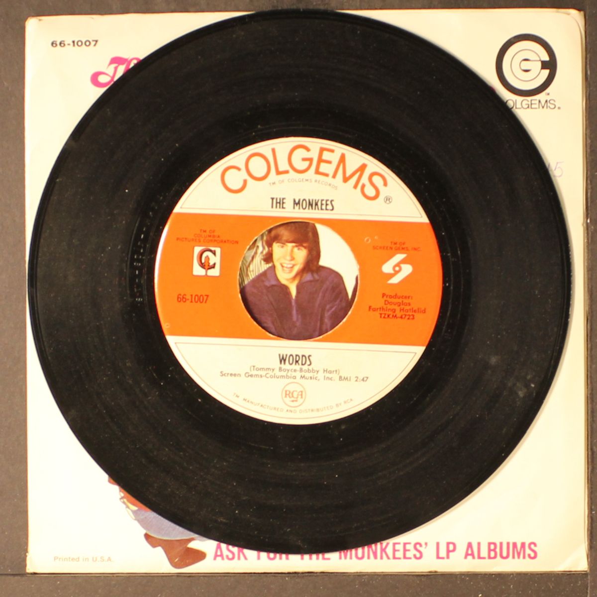 pleasant valley sunday / words by MONKEES