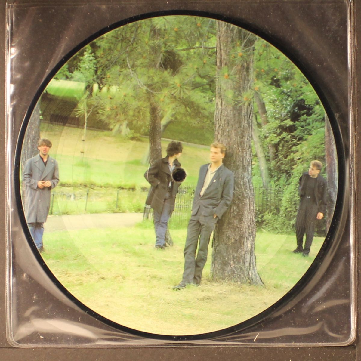an interview with ian mccullouch by ECHO & THE BUNNYMEN