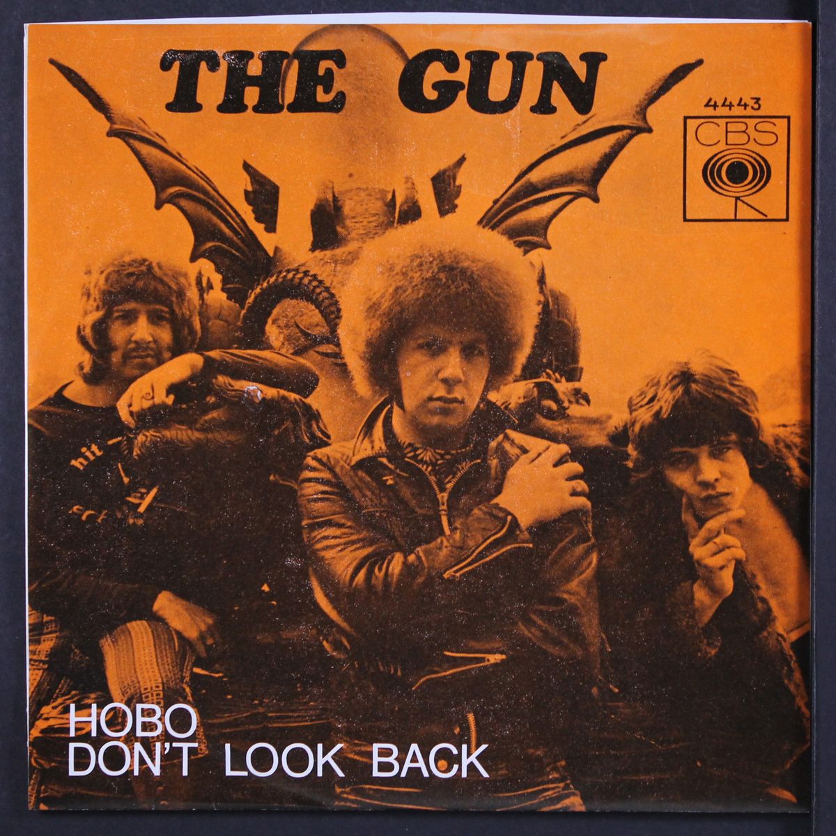 hobo / don't look back by GUN