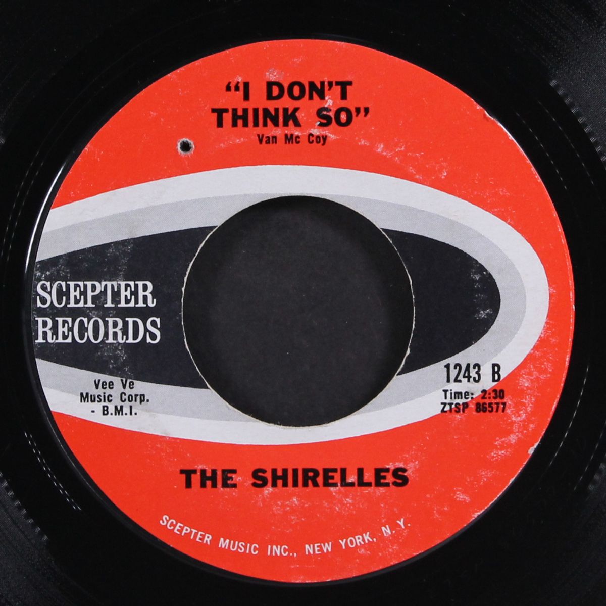 everybody loves a lover / i don't think so by SHIRELLES