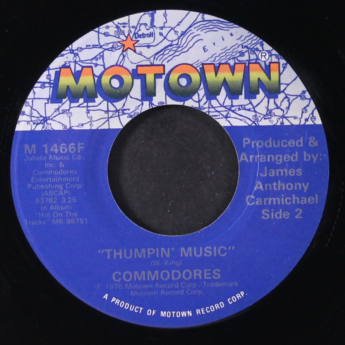 sail on / thumpin' music by COMMODORES
