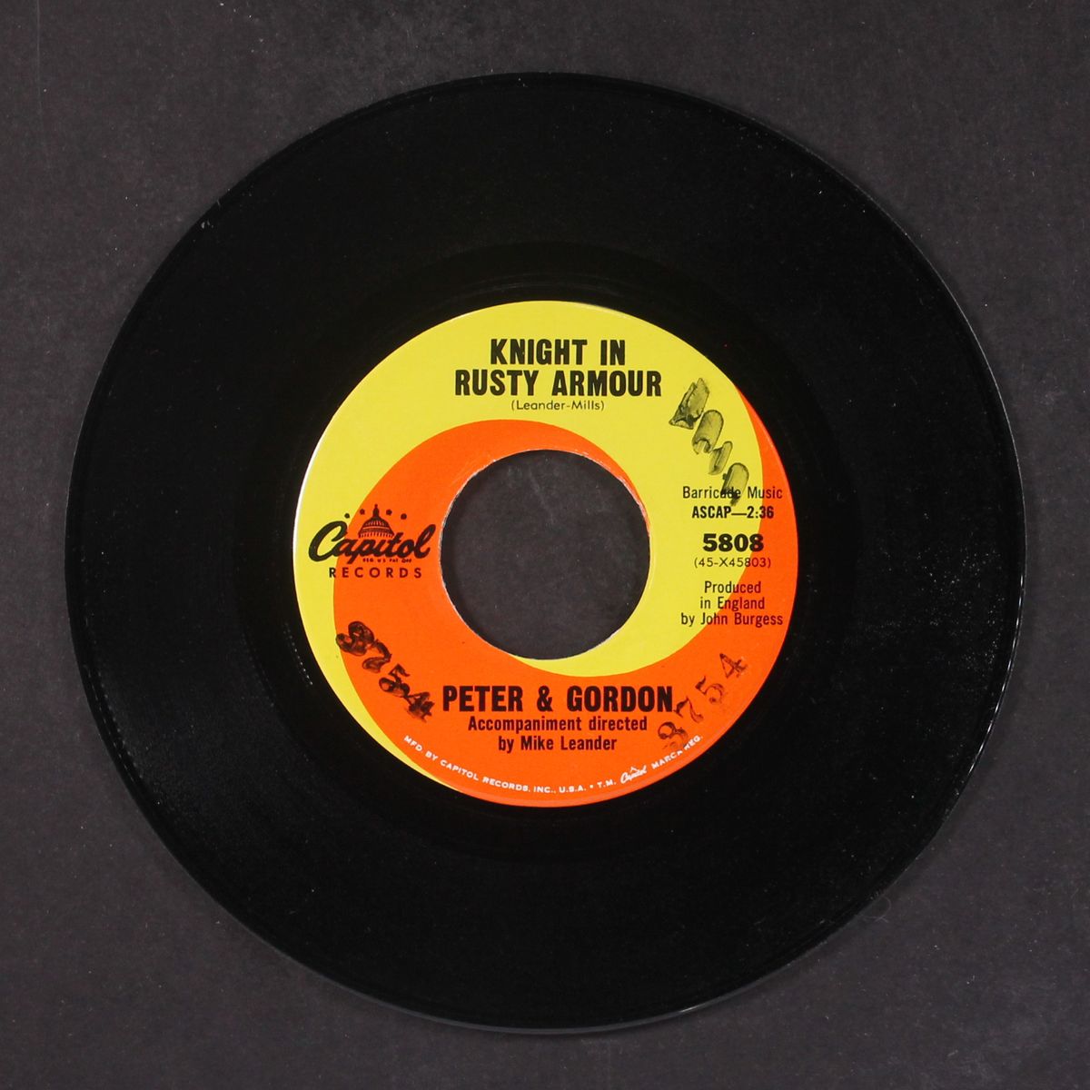 knight in rusty armour / flower lady by PETER & GORDON