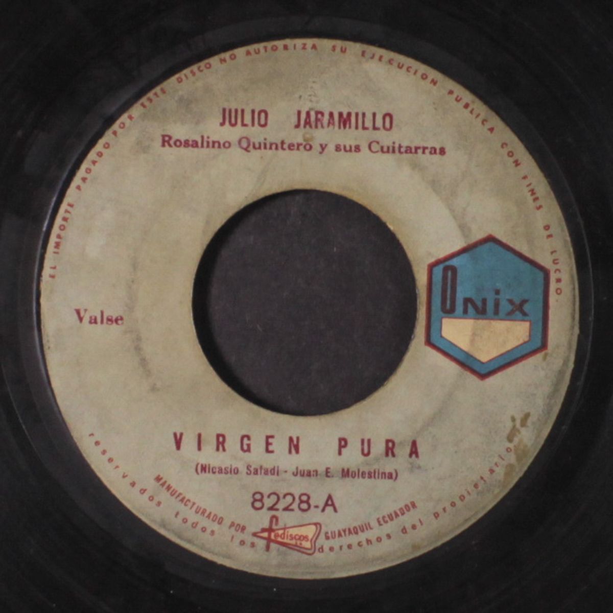 virgen pura / historia de amor by JULIO JARAMILLO