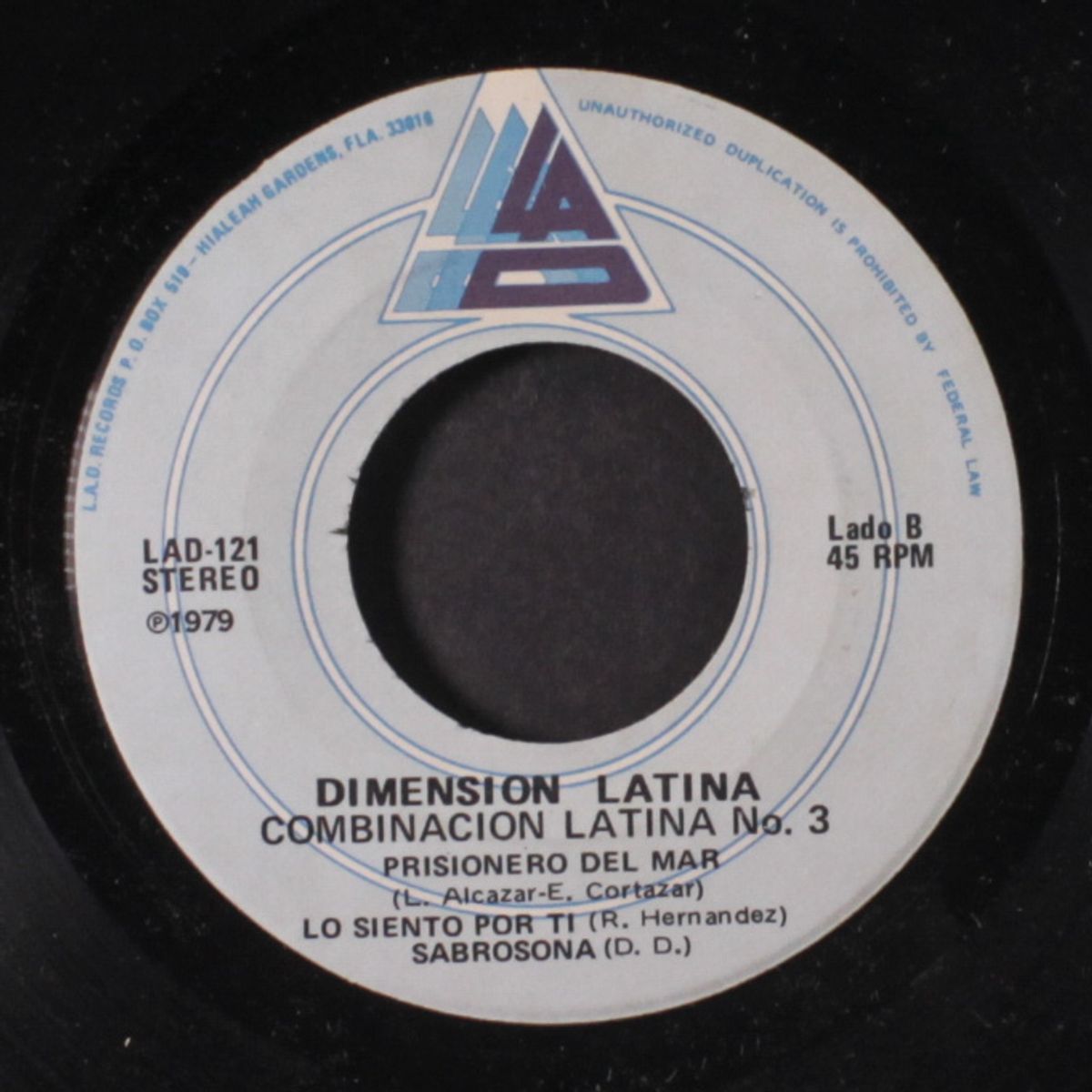 viviendo del cuento / combinacion latina no. 3 by DIMENSION LATINA